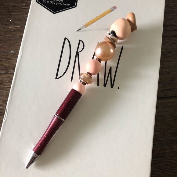 Disney Doorables: Mickey Mouse & Friends: Donald Duck handmade pens - Picture 3 of 3